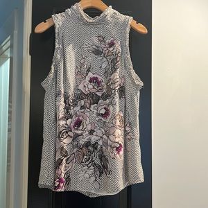 White House, Black market sleeveless, high neck, floral tank top/blouse